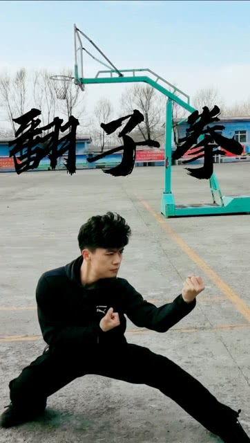 搞笑的展示功夫