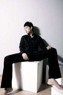 喜剧学院李鑫生活照,生活照中的欢乐瞬间