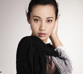 梁芳 个人资料,才华横溢的青年才俊，揭秘其非凡人生轨迹